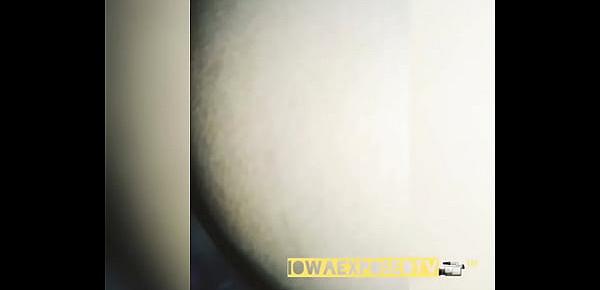  Iowa Exposed Waterloo Ebony squirter flooding like a MN Lake!!